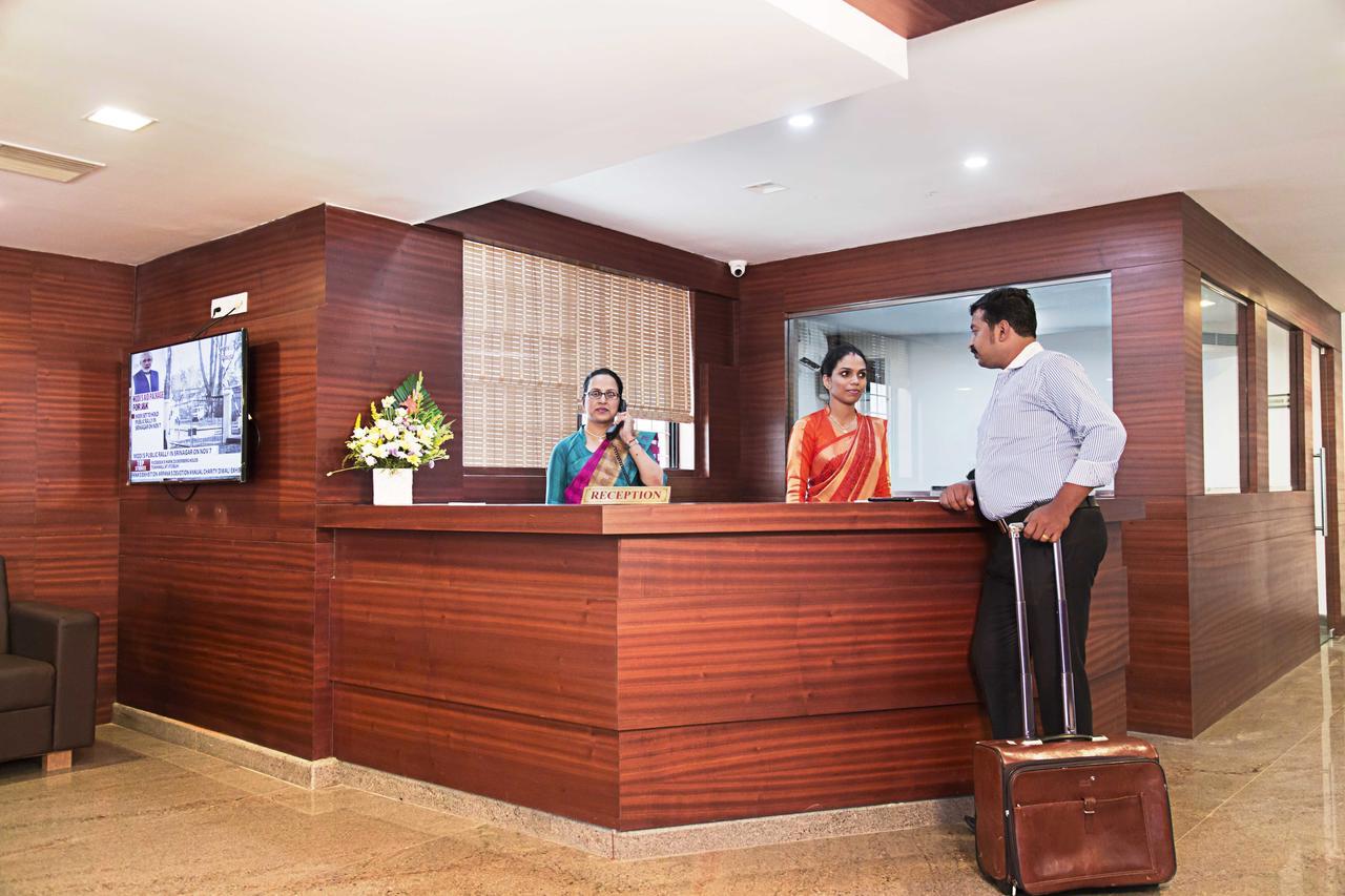 קאנור Hotel Rainbow Suites מראה חיצוני תמונה